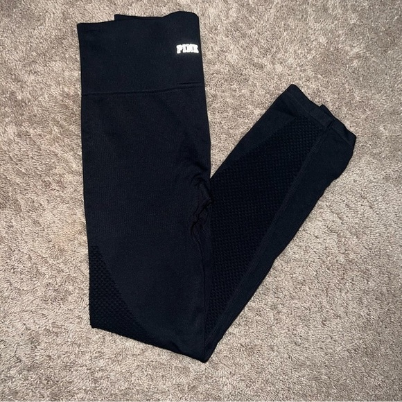 PINK Victoria’s Secret Cool & Comfy Black Mesh Patterned calf & Thigh Size Small - Picture 7 of 10